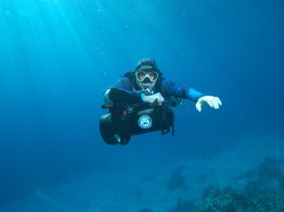 💙🌊 Zpátky z úžasného dobrodružství na Rudém moři! Týden plný podvodních krás, nekonečných modrých hlubin a dechberoucího...